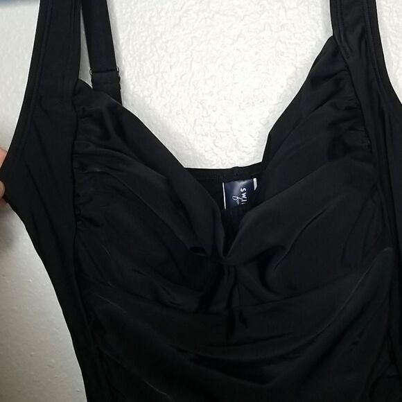 Swimsuits For All Black Twist Front One Piece 16 - Picture 5 of 11